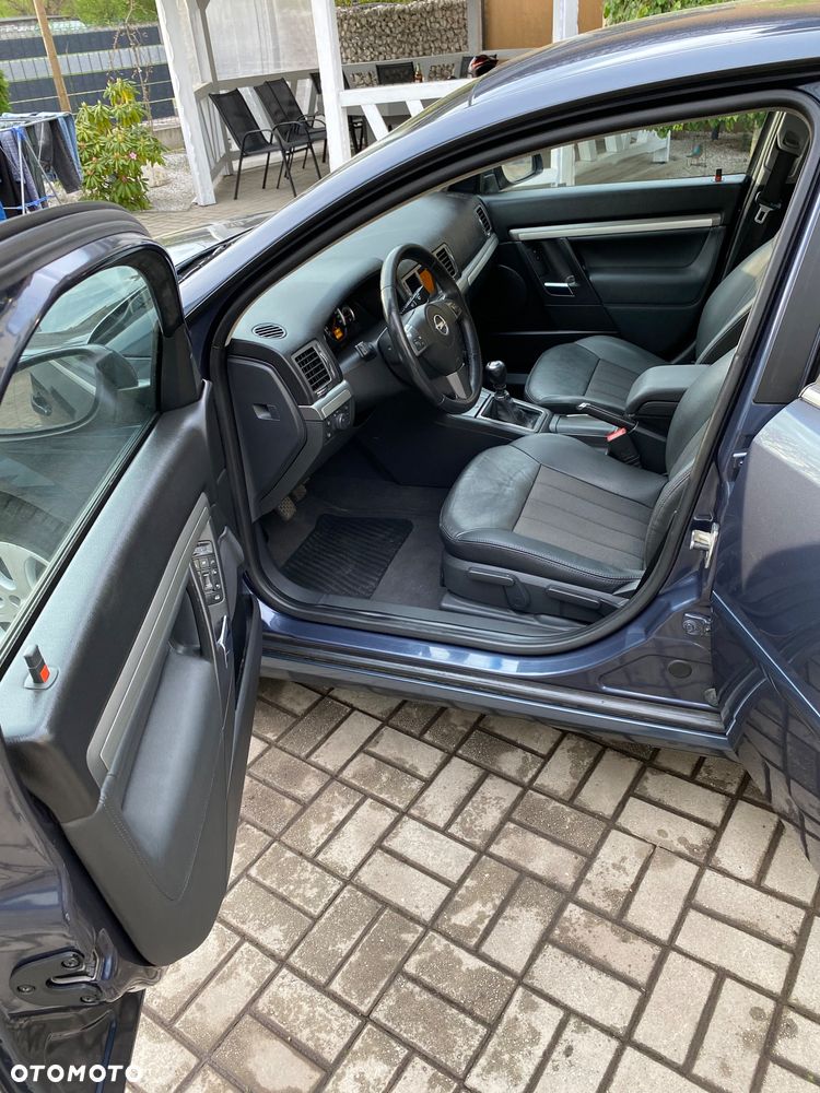 Opel Vectra 1.9 CDTI - 10