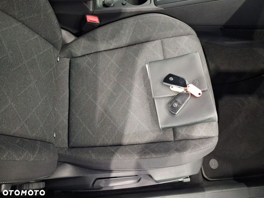 Volkswagen Golf Variant - 23