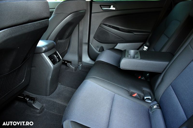 Hyundai Tucson blue 1.7 CRDi 2WD DCT Premium - 18