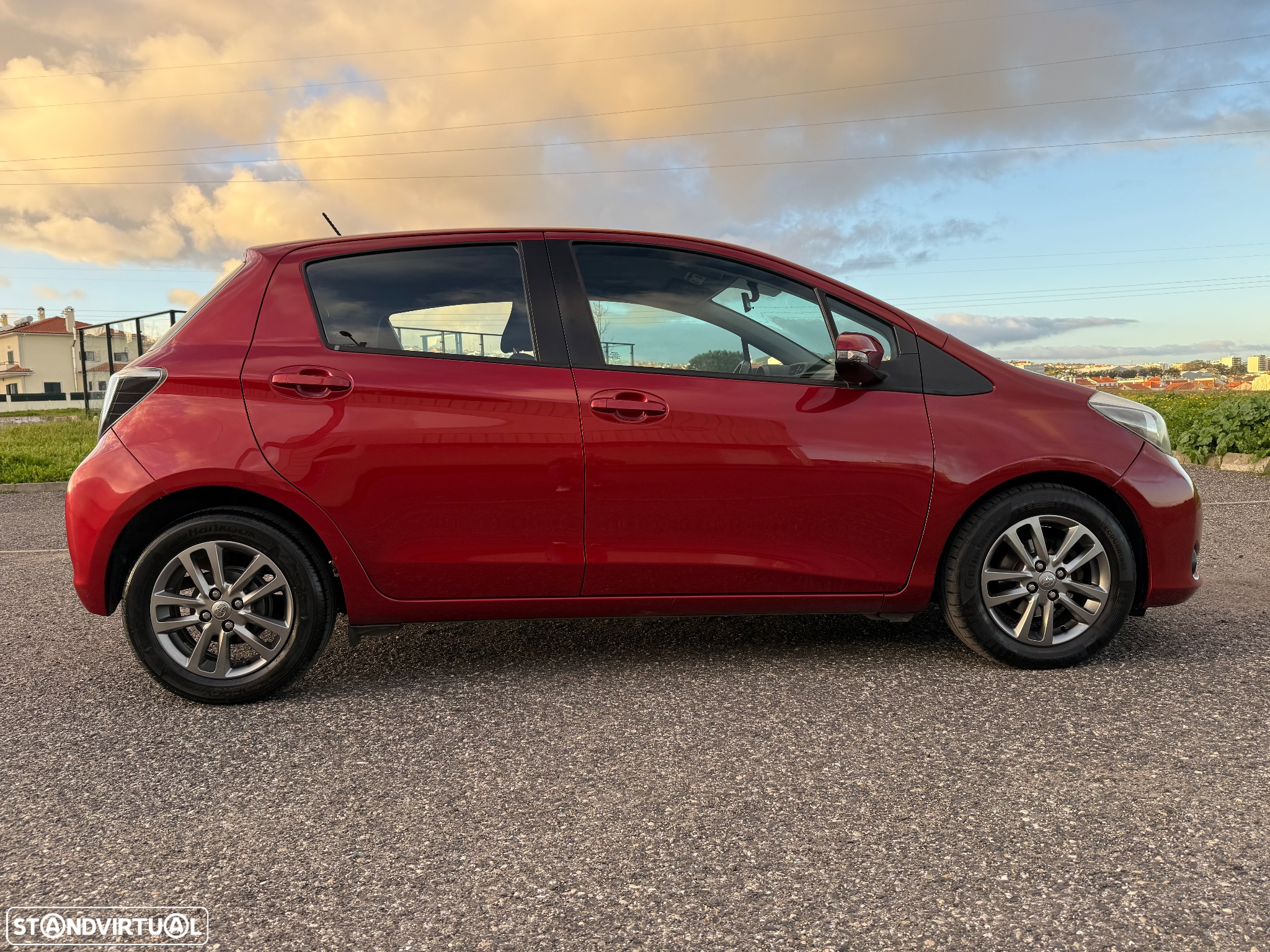 Toyota Yaris 1.4 D-4D Comfort 99g - 4