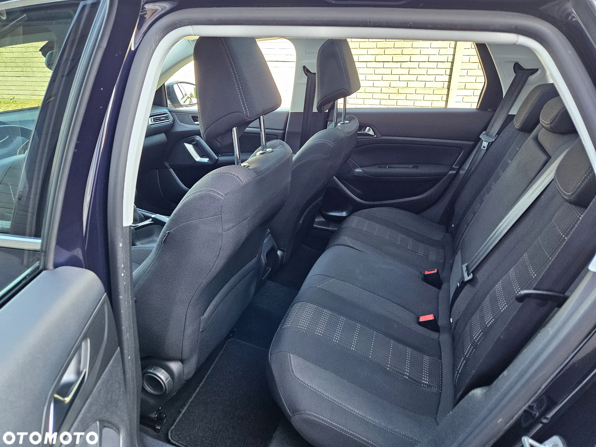 Peugeot 308 SW 1.6 BlueHDi Business Line S&S - 4