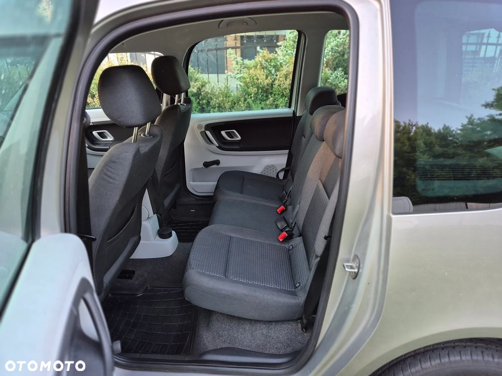Skoda Roomster - 14