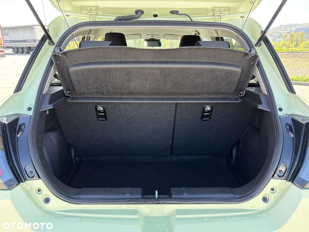 Suzuki Swift 1.2 Dualjet SHVS Premium Plus CVT - 18