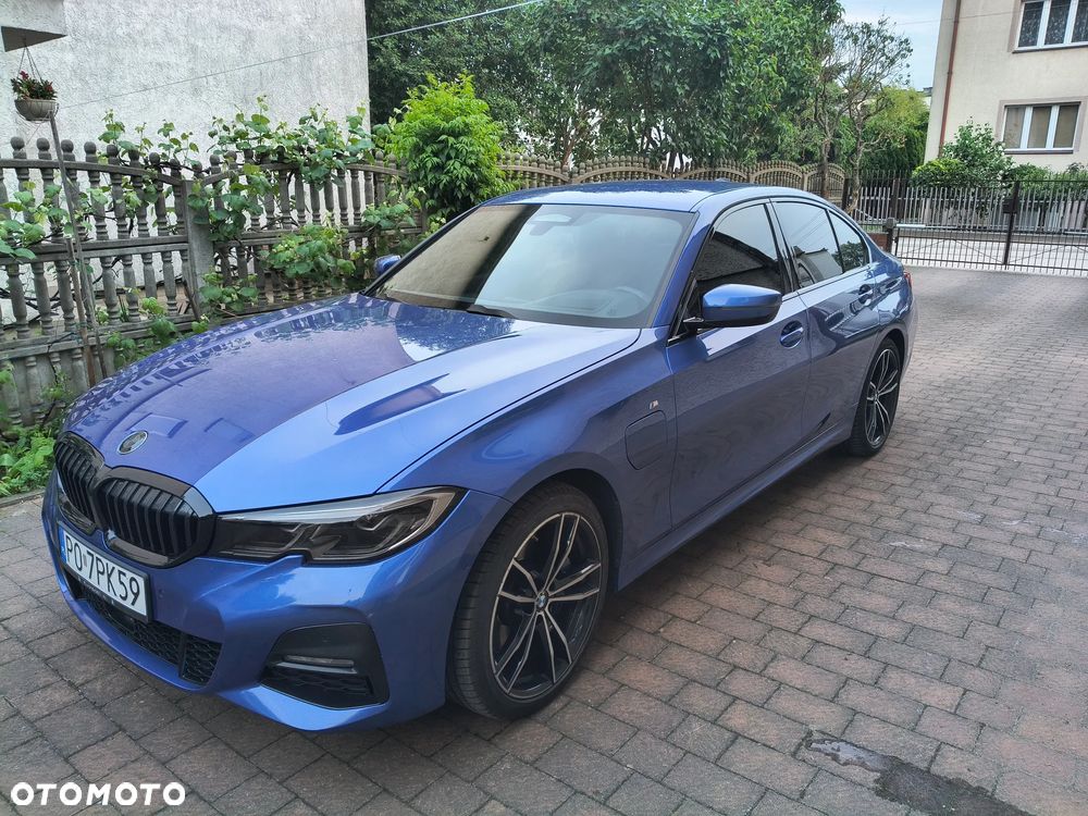 BMW Seria 3 330e M Sport sport - 8