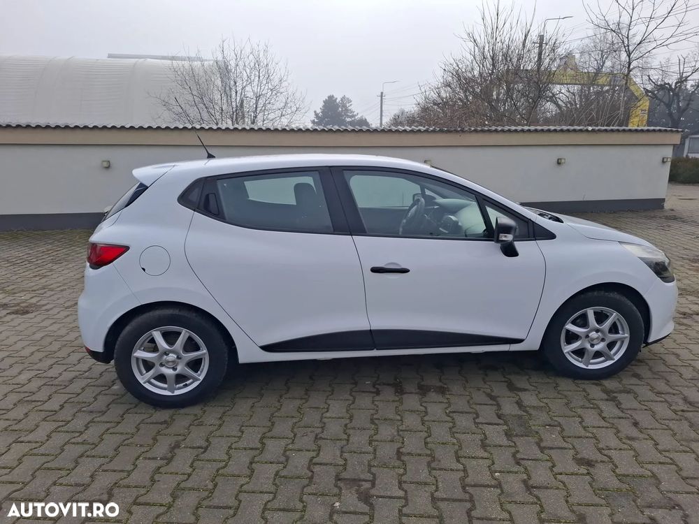Renault Clio 1.2 16V Expression - 1