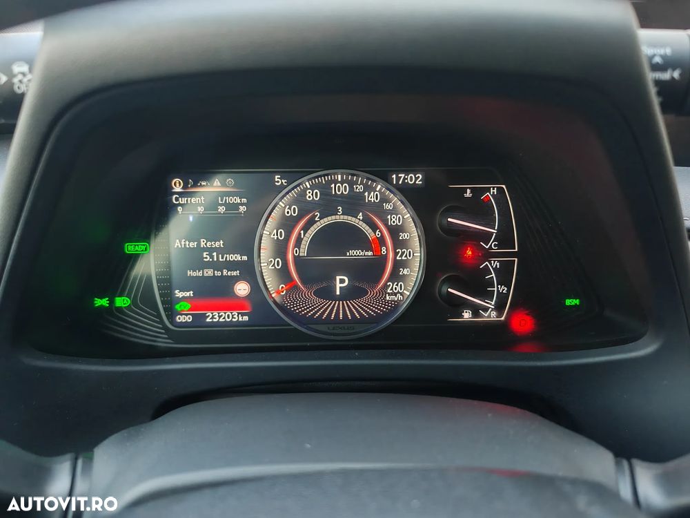 Lexus UX 250h FWD Executive - 31