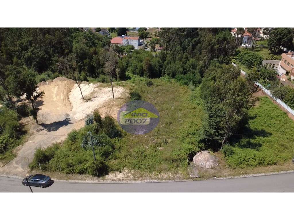 Terreno plano em Grijó - Grande imagem: 3/14