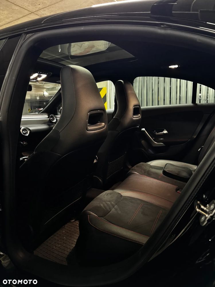 Mercedes-Benz CLA 250 7G-DCT AMG Line - 16
