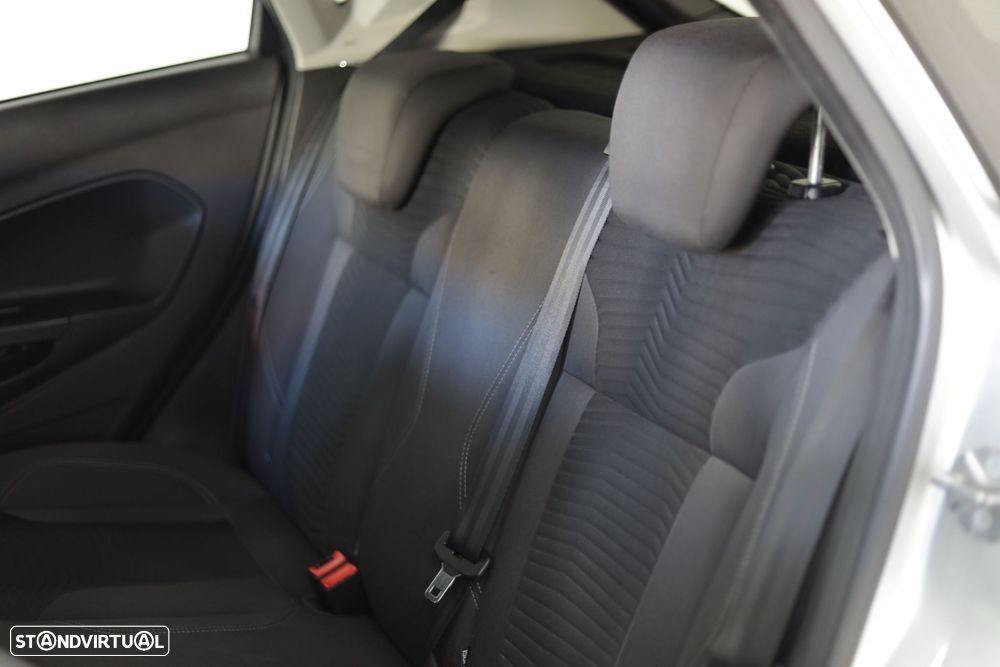 Ford Fiesta 1.5 TDCi Trend - 24