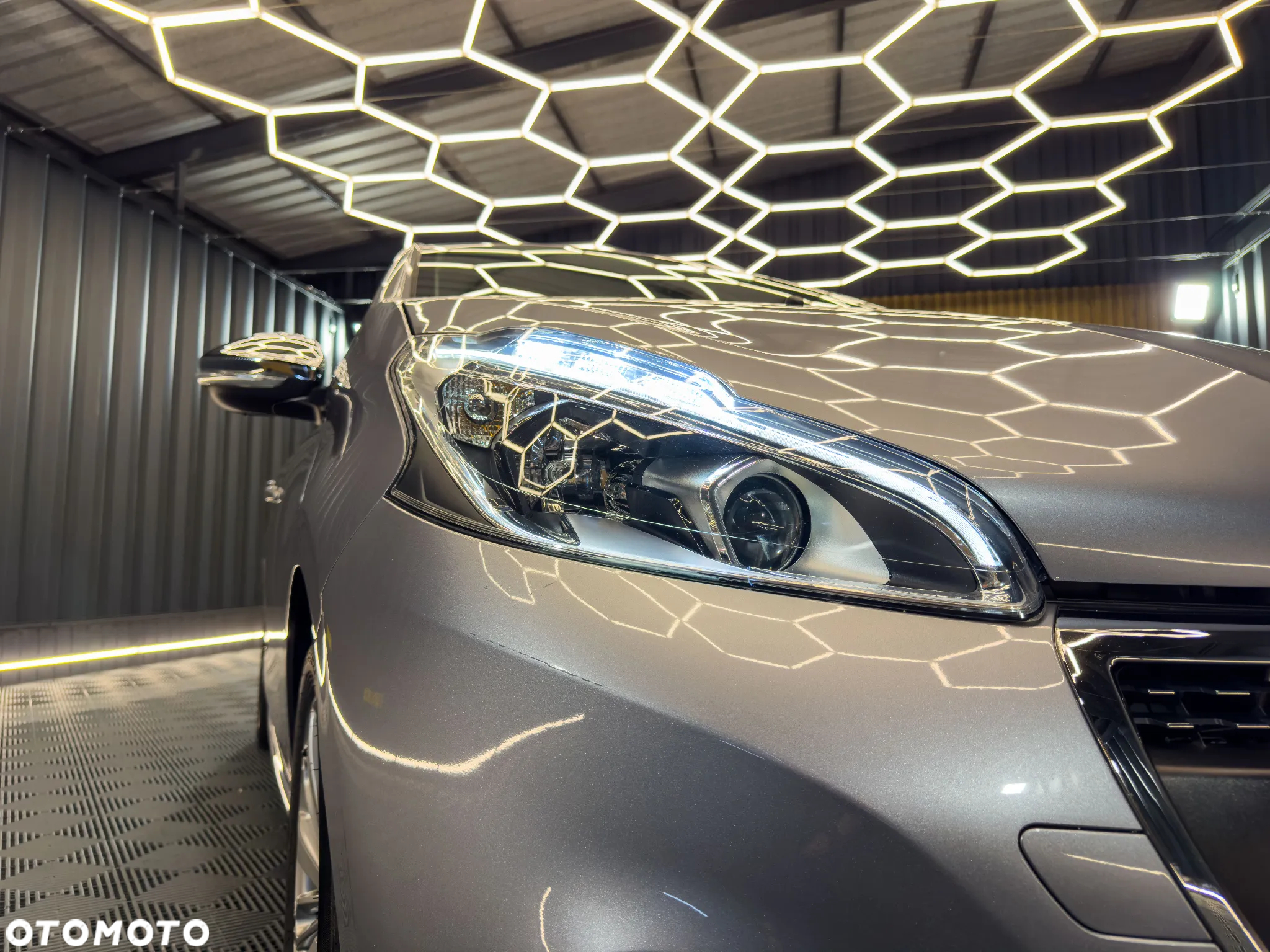 Peugeot 208 PureTech 82 Start & Stop Style - 24