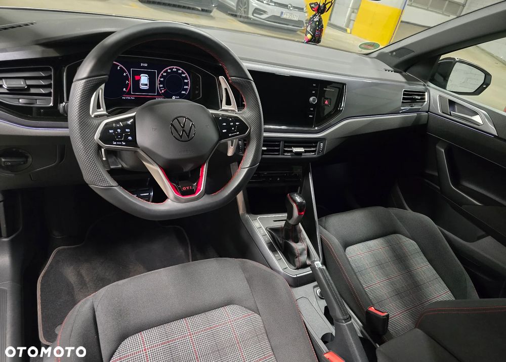 Volkswagen Polo 2.0 TSI GTI DSG - 12
