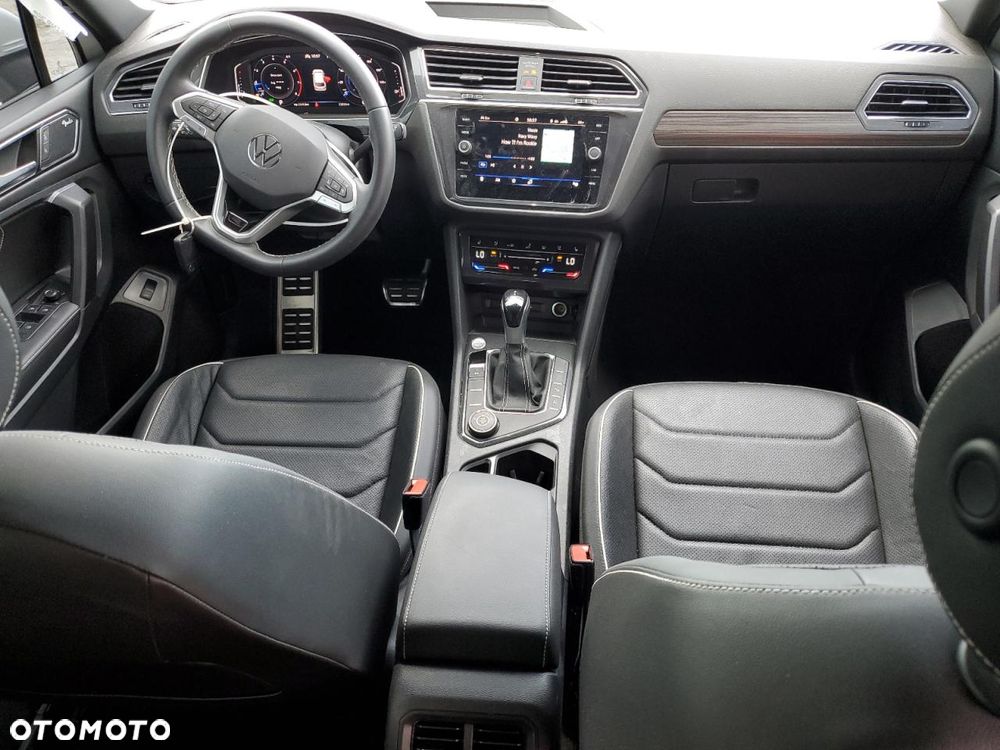 Volkswagen Tiguan - 8