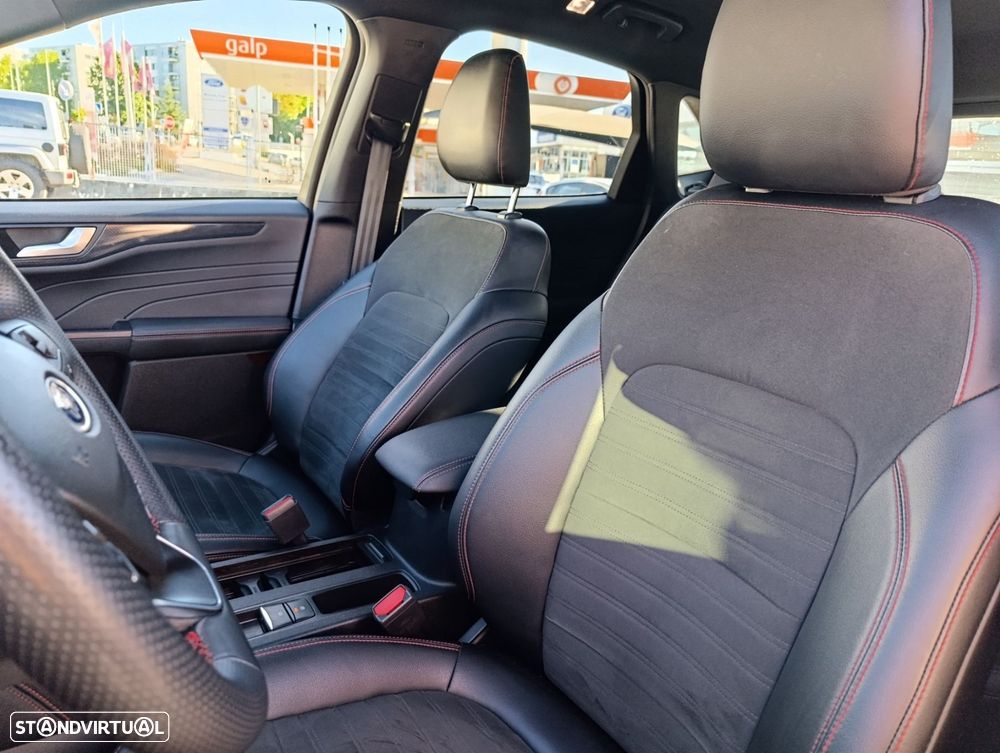 Ford Kuga 1.5 EcoBoost ST-Line X - 10