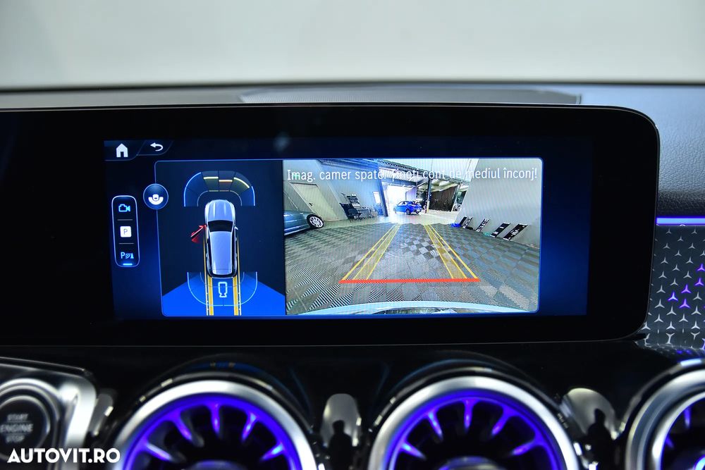 Mercedes-Benz GLB - 21