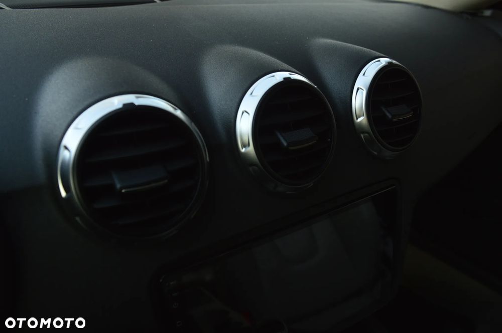 Audi TT Coupé 2.0 TFSI quattro S tronic - 26