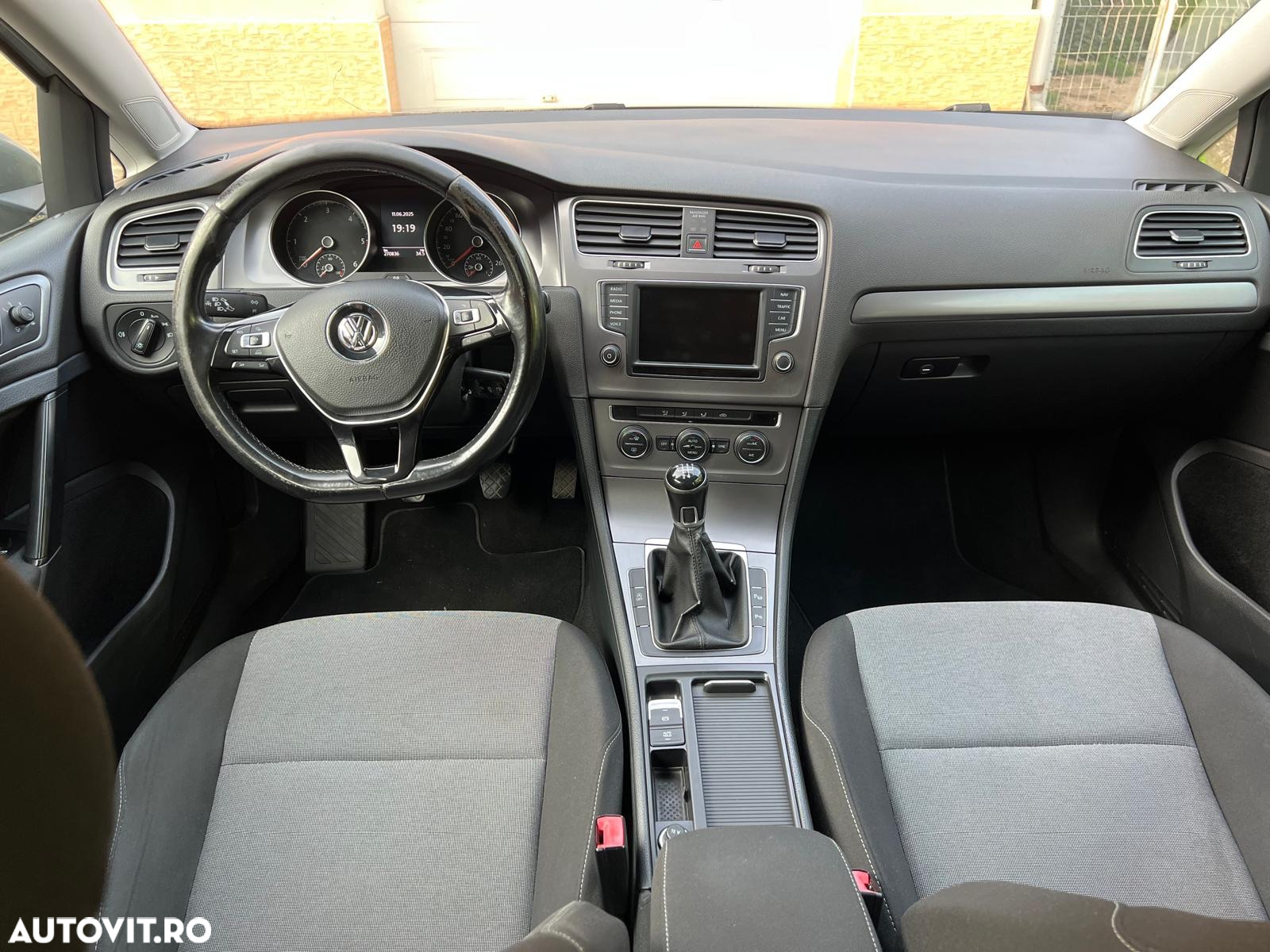 Volkswagen Golf 1.6 TDI BMT Highline - 8
