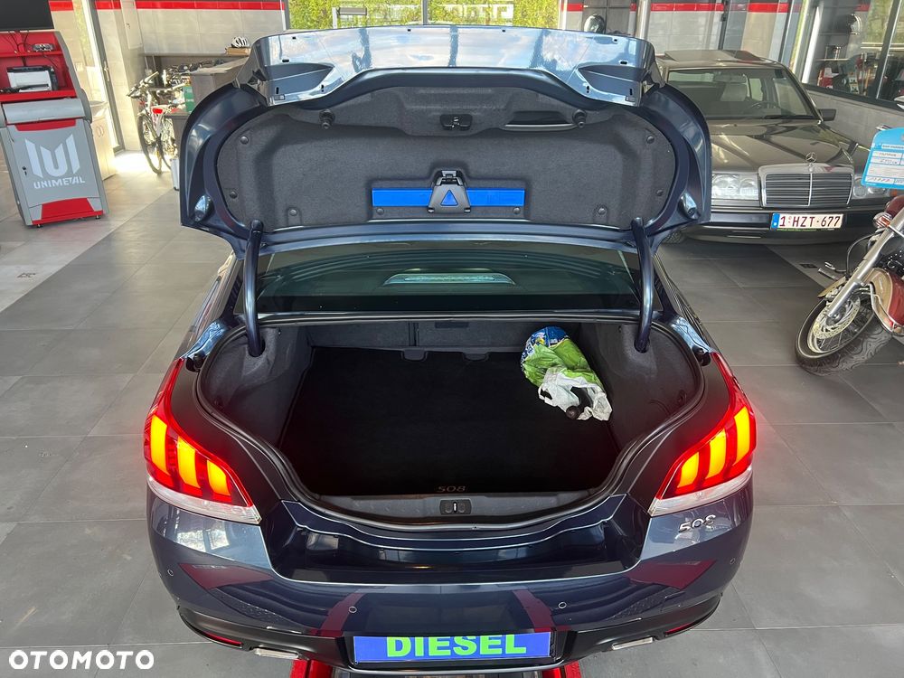 Peugeot 508 BlueHDi 180 EAT6 Stop&Start GT - 29