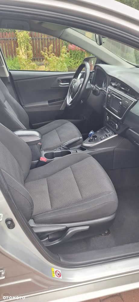 Toyota Auris - 10