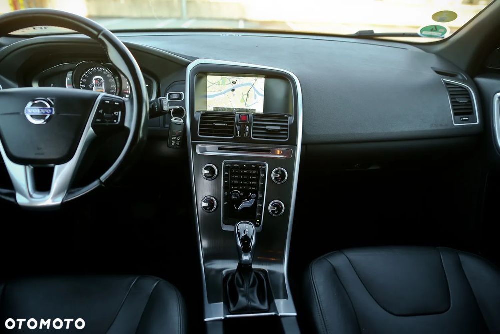 Volvo XC 60 D4 Geartronic Summum - 23