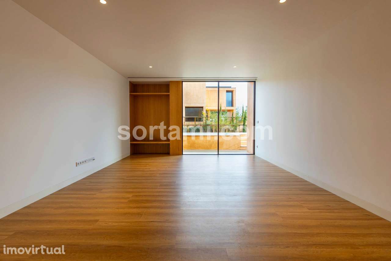 Moradia em Banda T3 Venda em Quarteira,Loulé - Grande imagem: 4/42