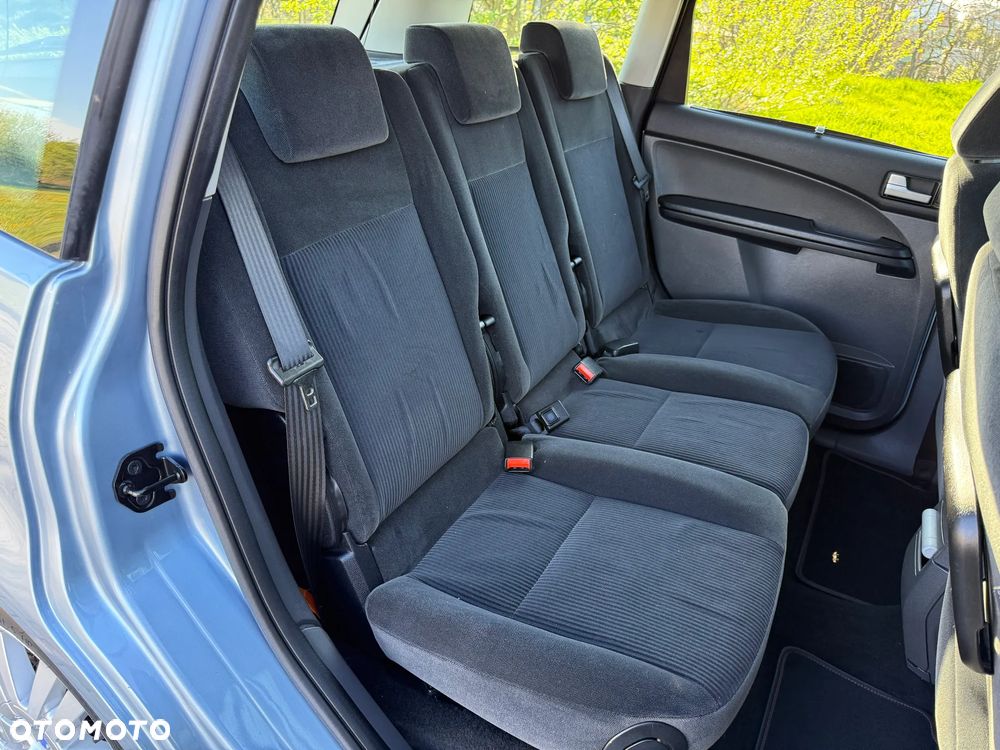 Ford Focus 2.0 16V Ghia - 14