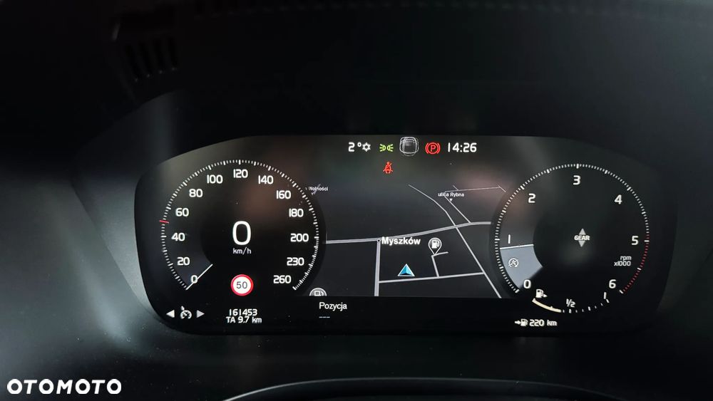 Volvo XC 60 D4 Momentum Pro - 21
