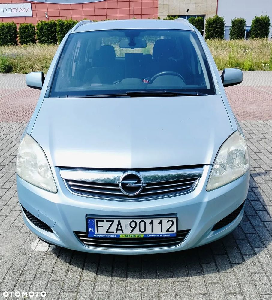 Opel Zafira 1.6 Cosmo - 3