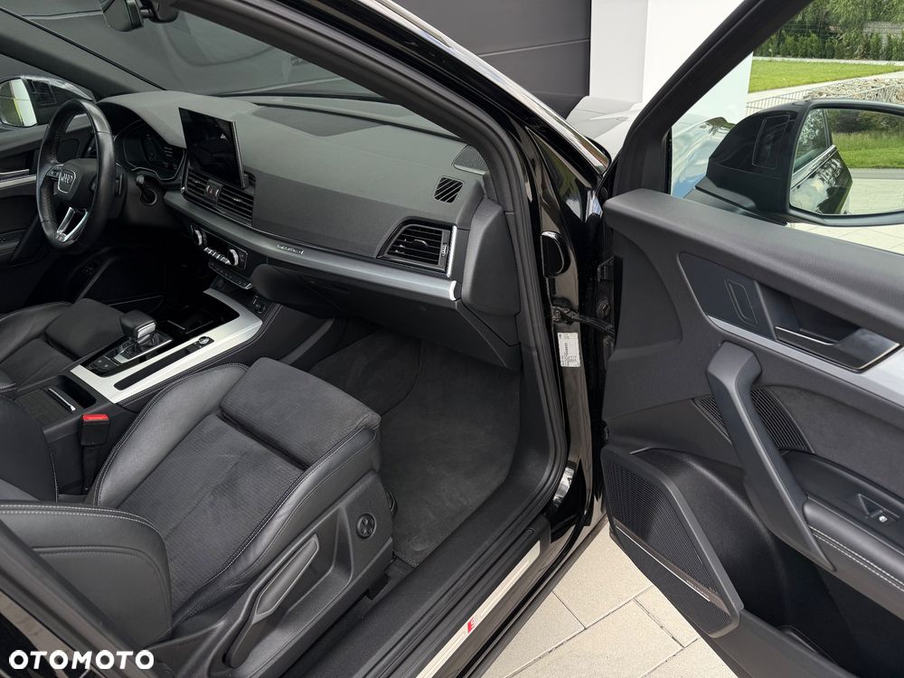 Audi Q5 55 TFSIe quattro S tronic S line - 34