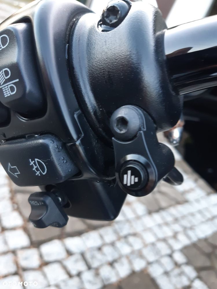 Harley-Davidson Softail Heritage Classic - 4