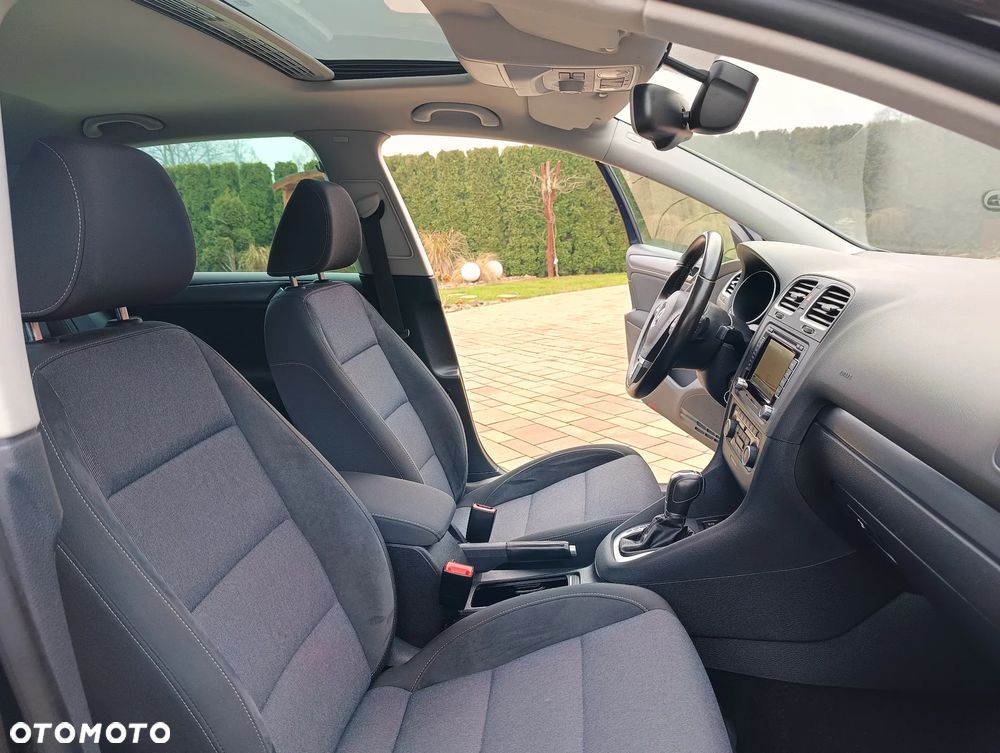 Volkswagen Golf 1.6 TDI DPF DSG Style - 37