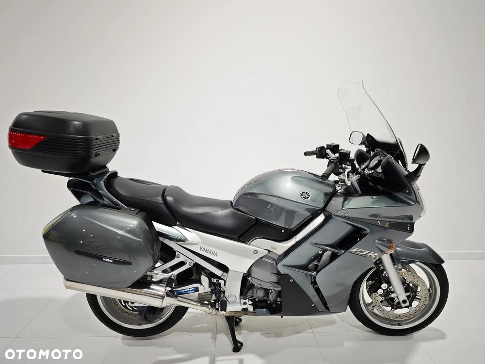 Yamaha FJR - 2