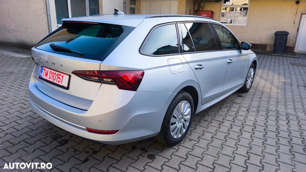 Skoda Octavia 2.0 TDI DSG Tour - 4