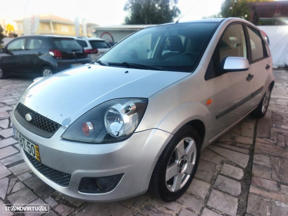 Ford Fiesta 1.4 TDCi First Edition - 26