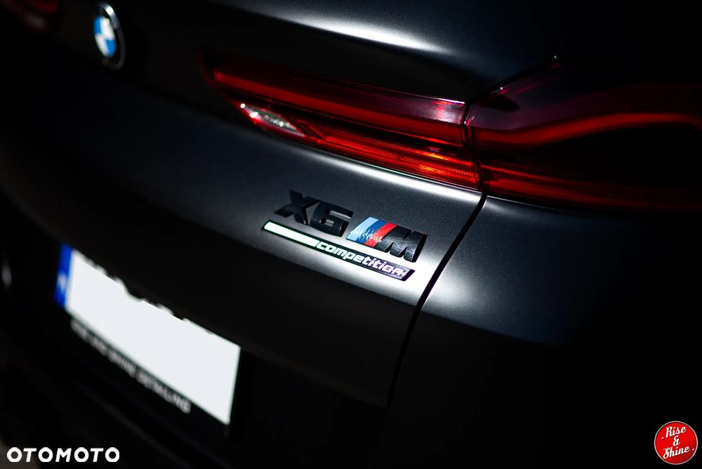 BMW X6M - 10