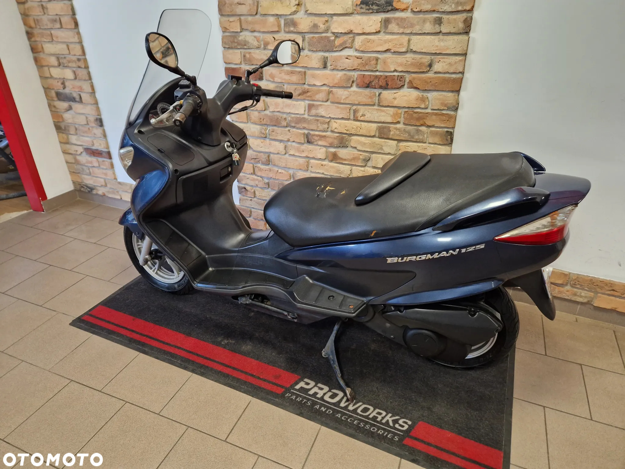Suzuki Burgman - 5