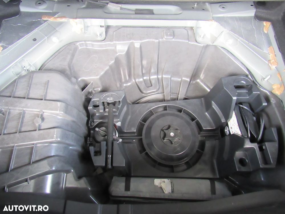 Renault Megane TCe GPF Business - 22