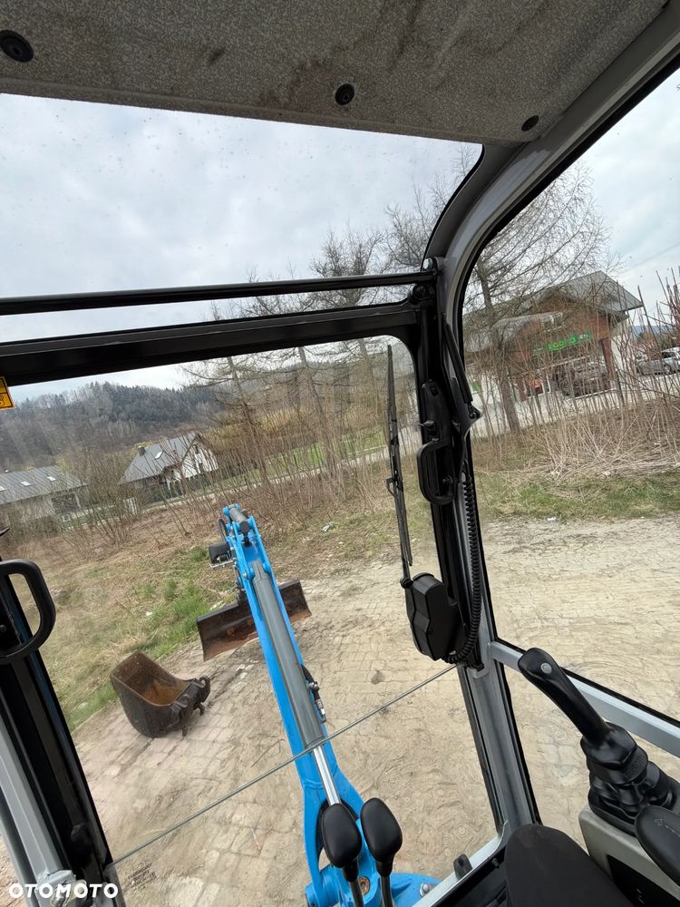 Wacker Neuson ET16 Minikoparka Koparka 2 tony. 793mtg JAK NOWA 2018 rok z Gospodarstwa Norweskiego 793 mtg. IGŁA! Rozsuwane hydraulicznie gąsienice. Dodatkowe sekcje Hydrauliczne. Silnik Yanmar 3 cyl. Aktualna DEKRA BMWT. Po serwisach! Ani deka luzów i wycieków. OKAZJA TANIO. Zadbana maszyna. 2 łyżki. Nie różni się od nówki sztuki z salonu!! Wielka Okazja. Fabryczny lakier na podzespołach! - 37