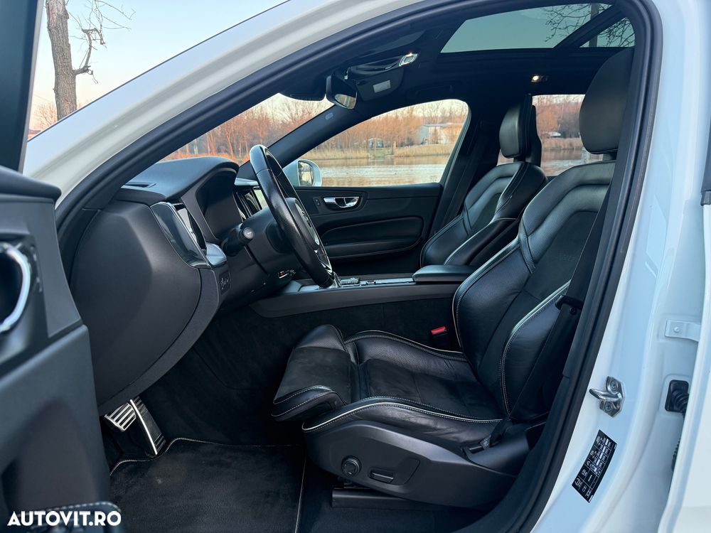 Volvo XC 60 T8 Twin Engine AWD R-Design - 10