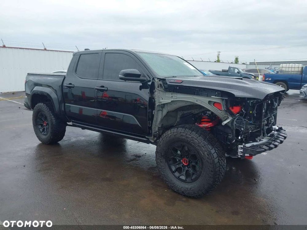 Toyota Tacoma - 2