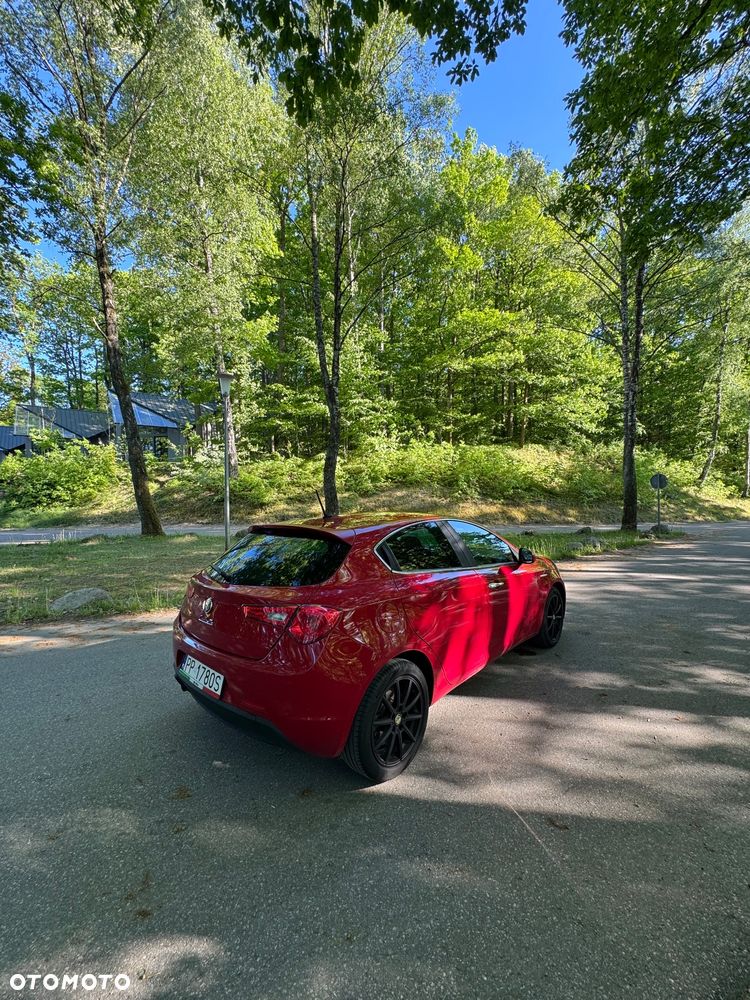 Alfa Romeo Giulietta 1.6 JTDM Distinctive - 13