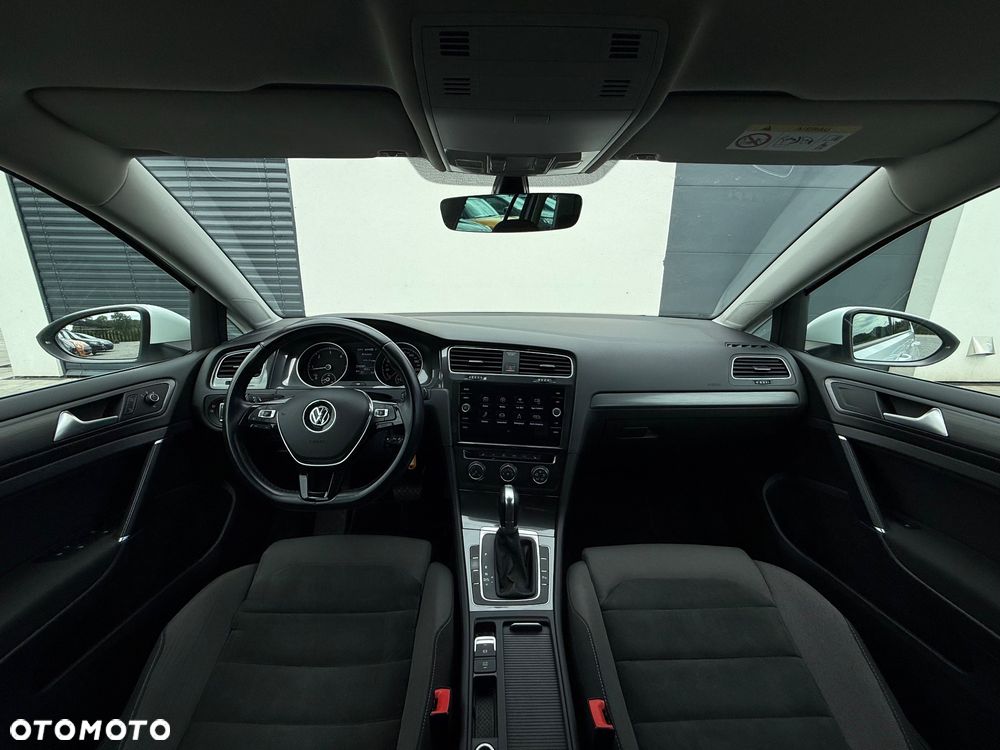Volkswagen Golf 2.0 TDI SCR DSG Comfortline - 7