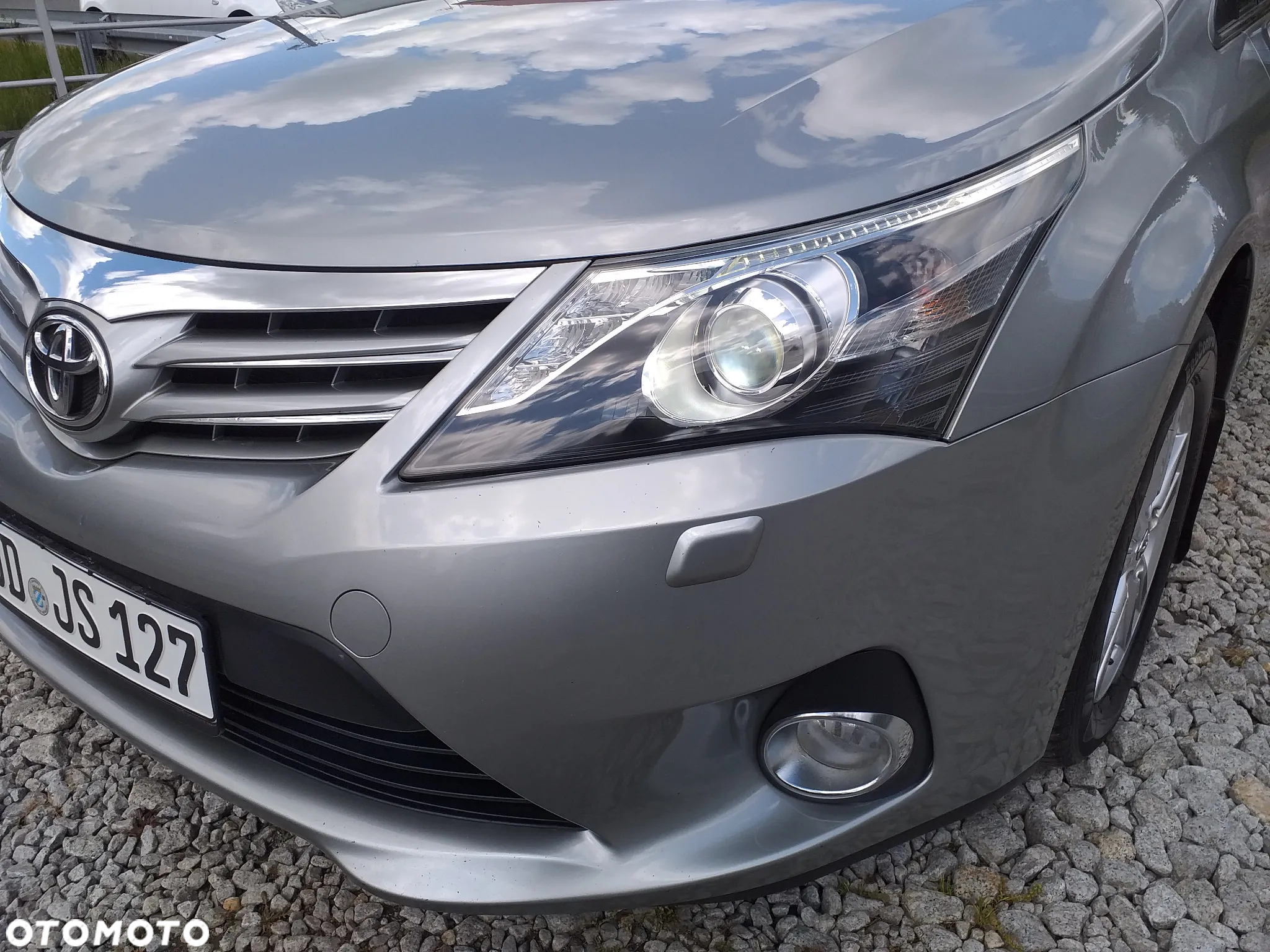 Toyota Avensis 1.8 Executive - 21