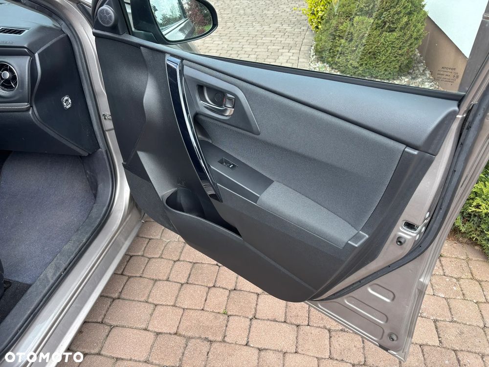 Toyota Auris - 20