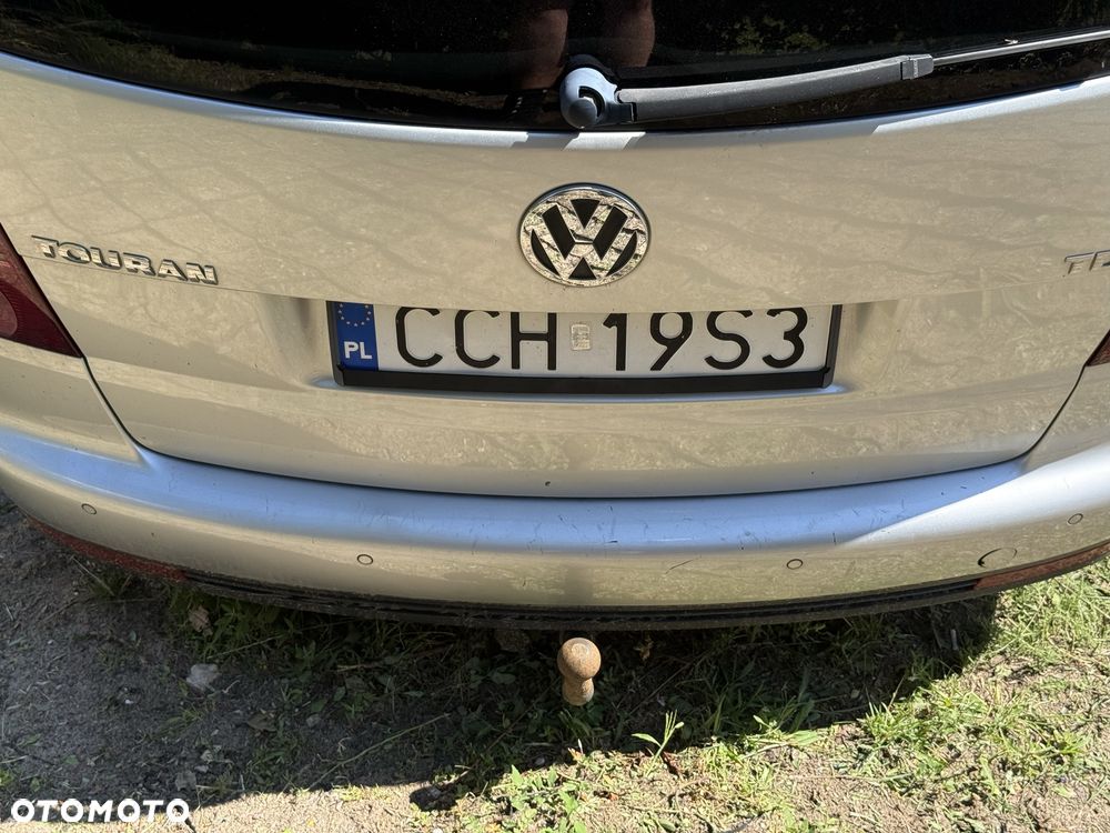 Volkswagen Touran - 8