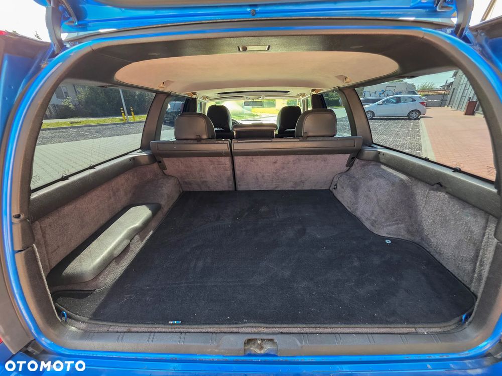 Volvo V70 R 2.3 AWD - 14
