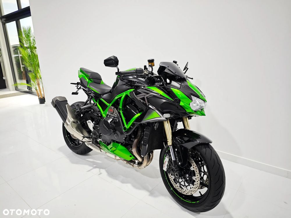 Kawasaki H2 - 2