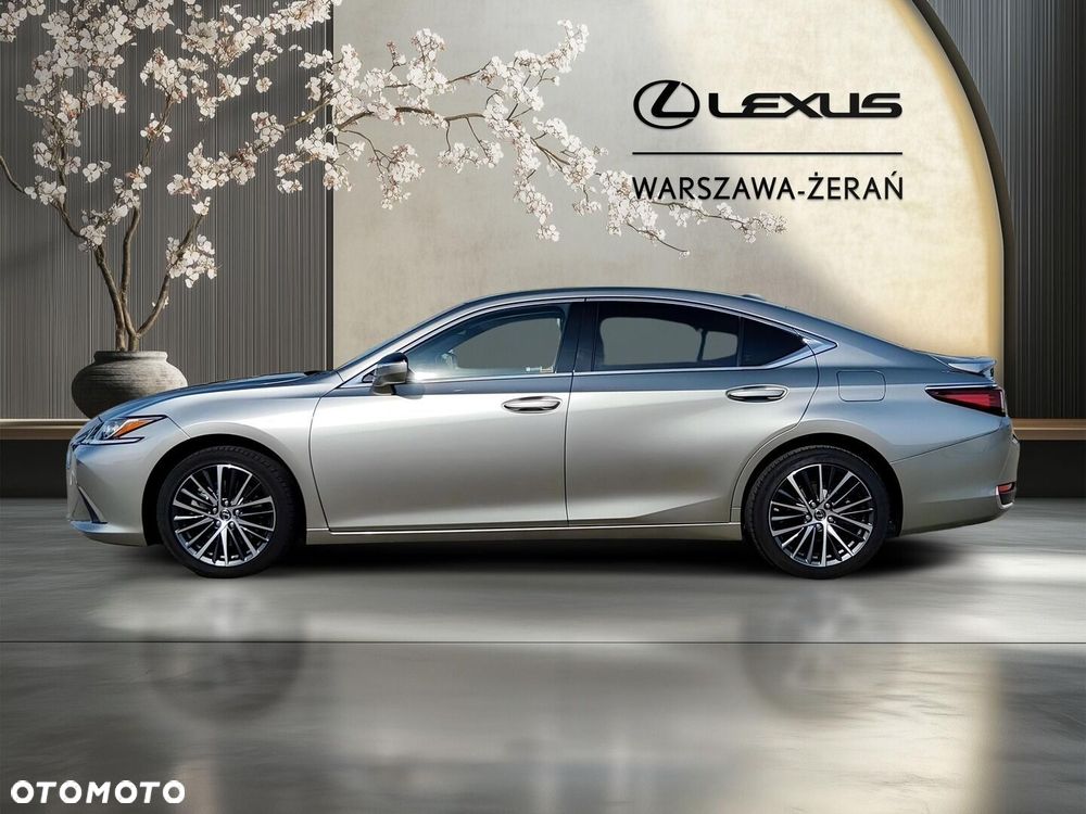 Lexus ES 300h Business Edition - 4