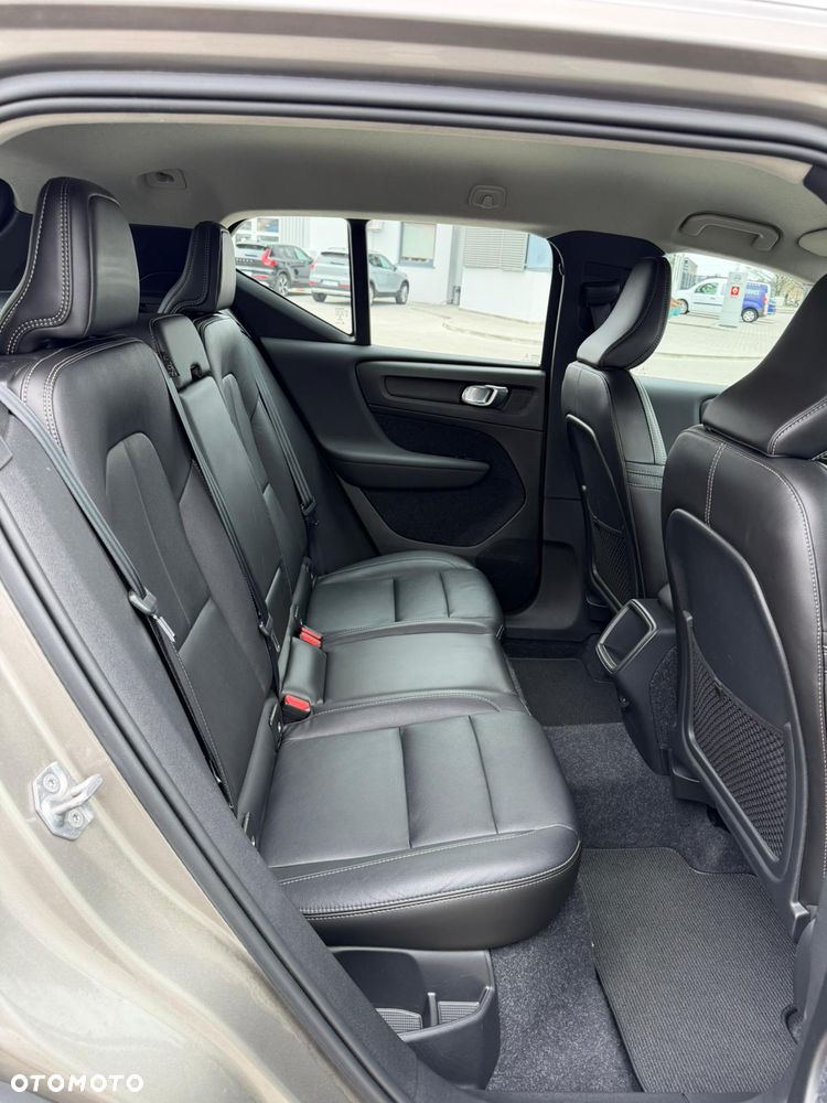 Volvo XC 40 D3 Geartronic Inscription - 24