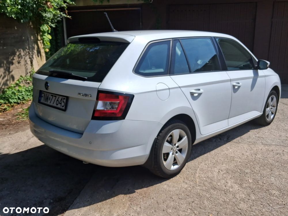 Skoda Fabia - 4