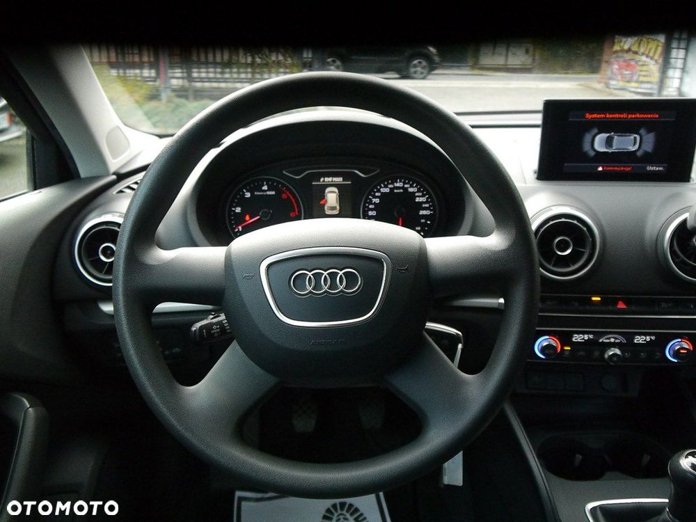 Audi A3 Sportback - 16